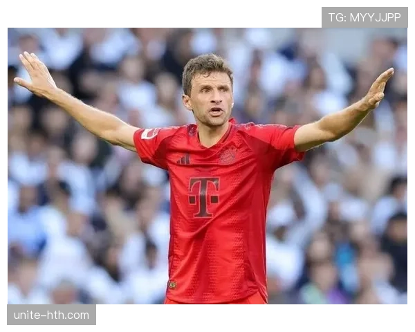 拜仁新星点球绝平助力球队逆转，未来表现备受期待