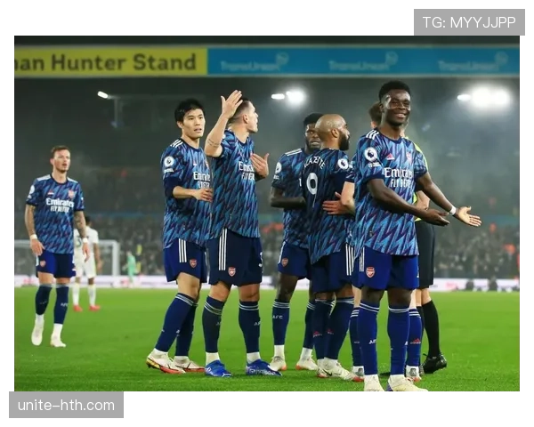 维尼修斯和萨卡谁更强？专家深度分析