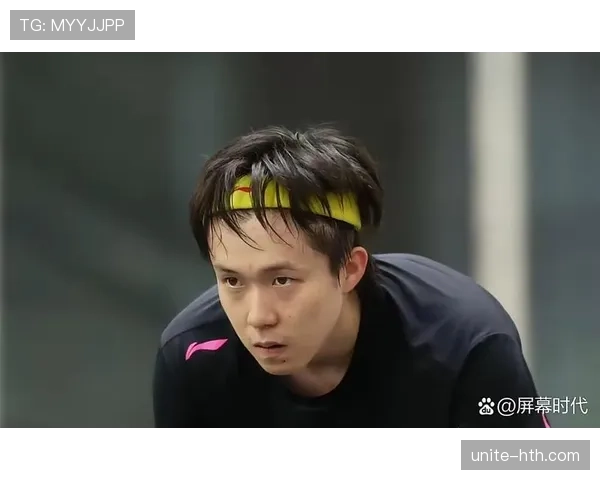 王楚钦训练完直接拎包去秀场,这反差谁懂啊 王楚钦训练完直接拎包去秀场,这反差谁懂啊